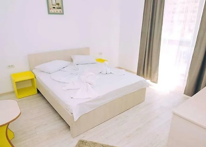 Glam Boutique Észak-Eforie